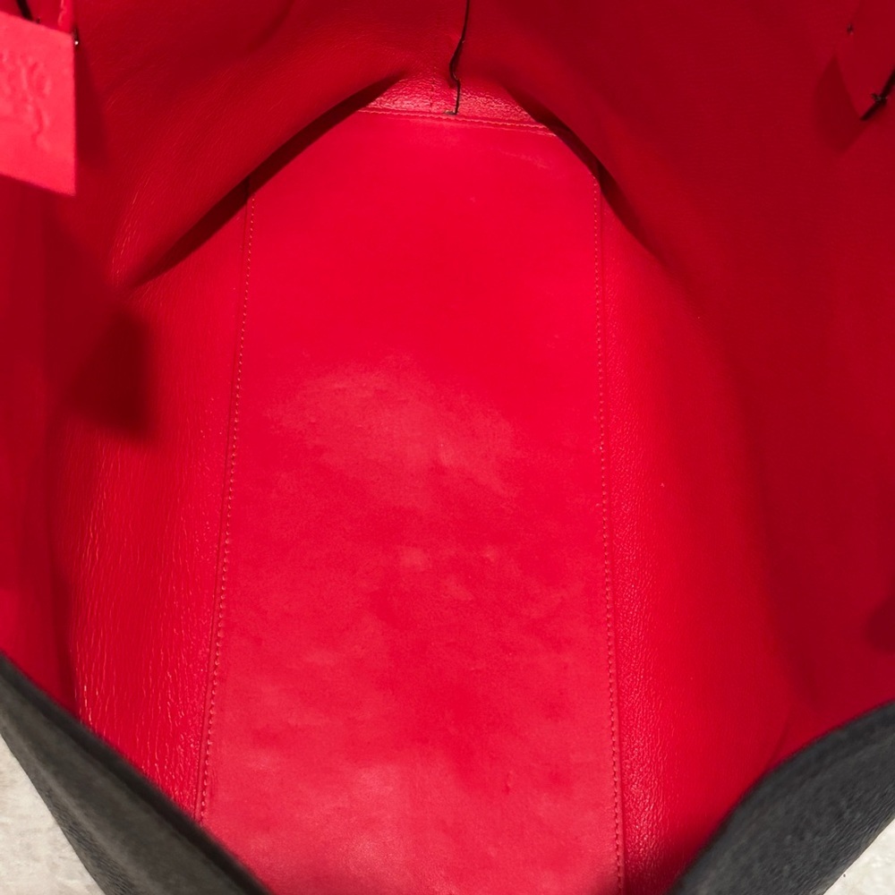 Authentic Christian Louboutin Cabata Tote in Grained Leather Tote Bag ✨ - Picture 7 of 16